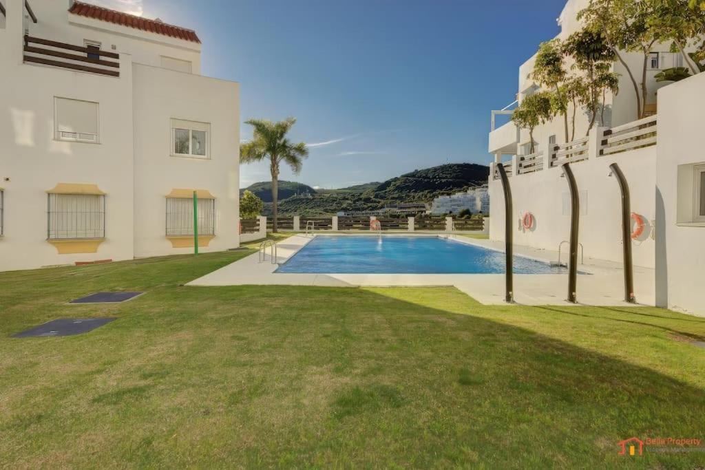 Valle Romano Golf Getaway Estepona Exterior photo