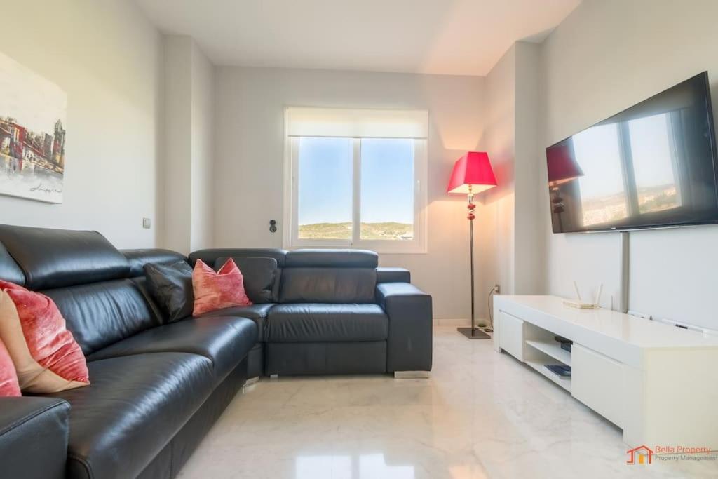 Valle Romano Golf Getaway Estepona Exterior photo