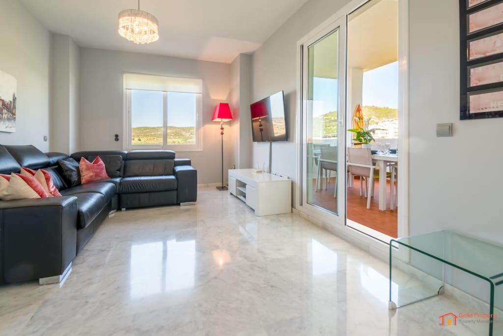 Valle Romano Golf Getaway Estepona Exterior photo