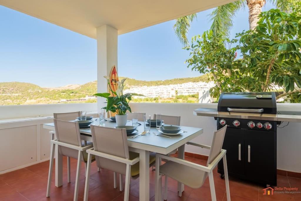 Valle Romano Golf Getaway Estepona Exterior photo