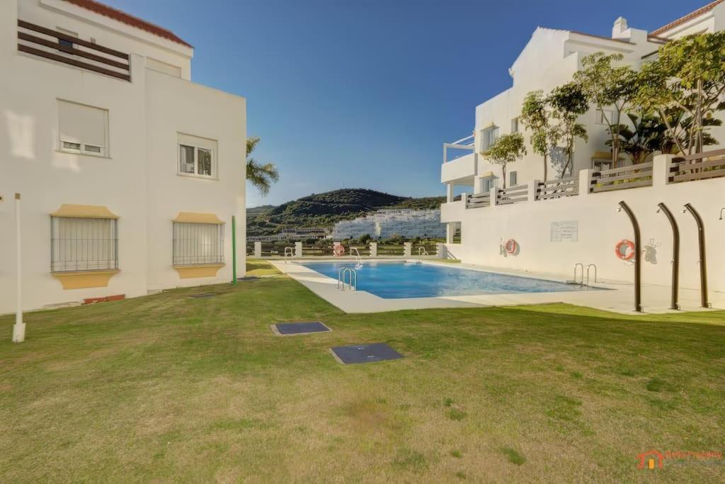 Valle Romano Golf Getaway Estepona Exterior photo